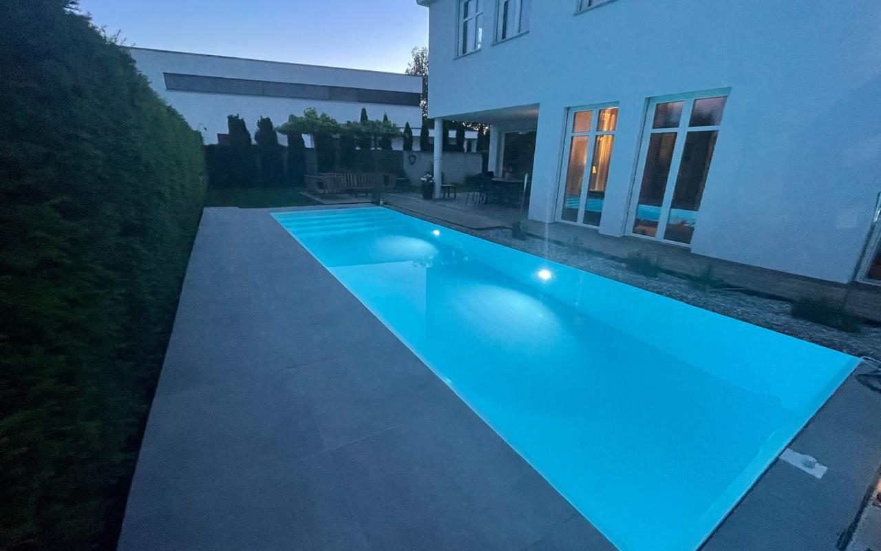 Poolbau
